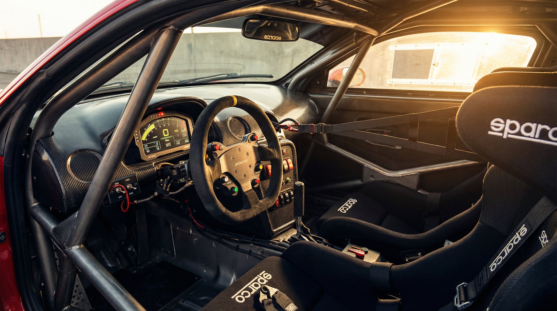 国产自拍赛车内饰改装视频